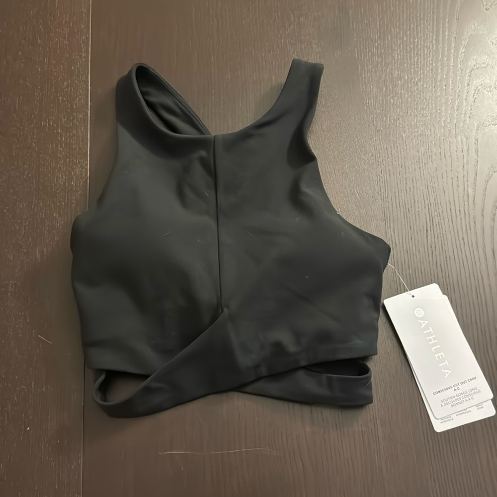 Athleta crop top in black